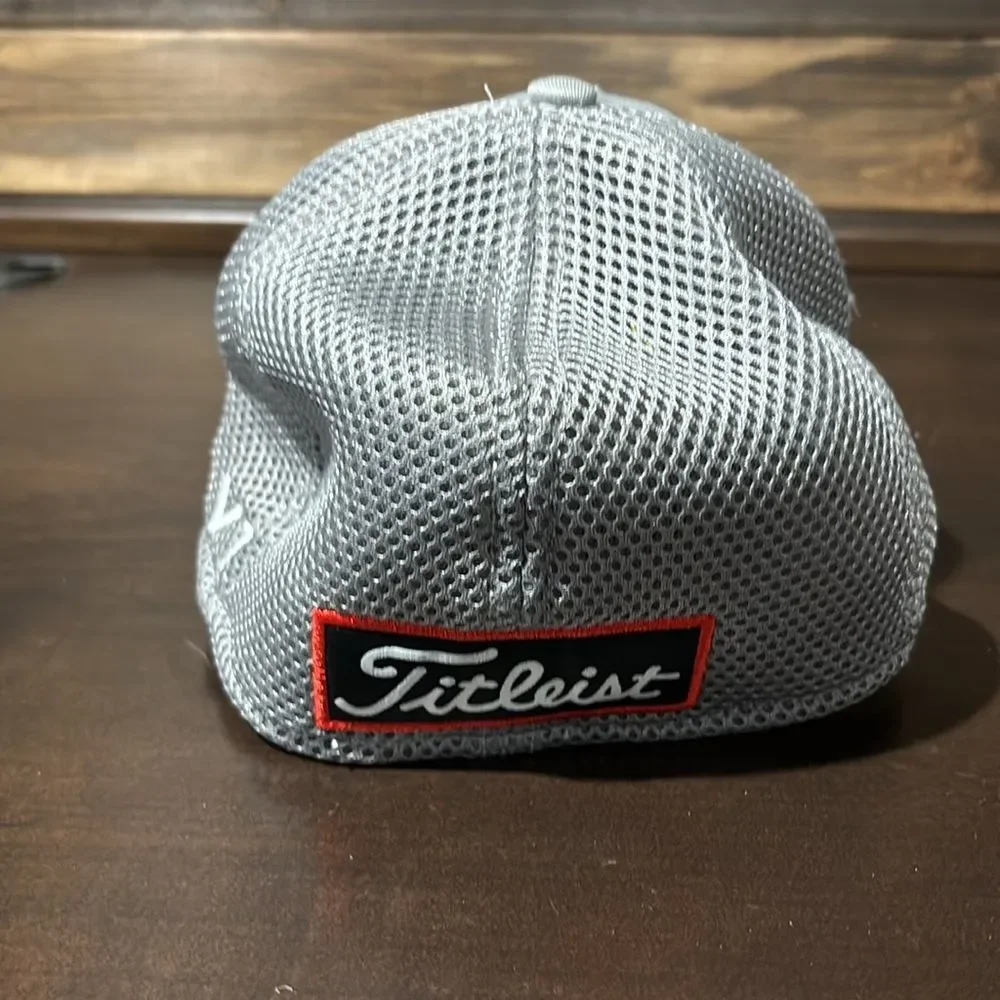 Titleist Golf Tour Issue Sport Gray Mesh Baseball Hat Cap Size Small - Medium